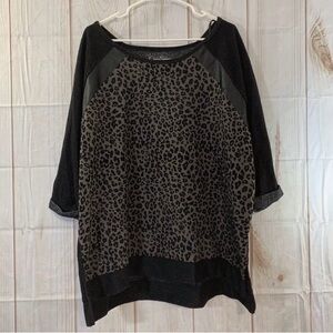 Jessica Simpson Black Gray Animal Print Sweatshirt Size 2X